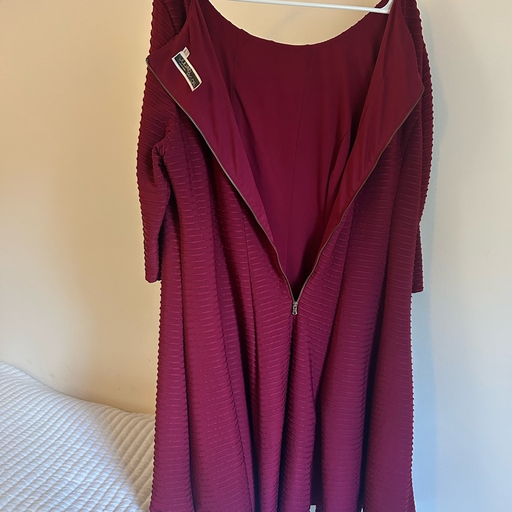 Julian Taylor Burgundy Long Sleeve Dress - Picture 6 of 7